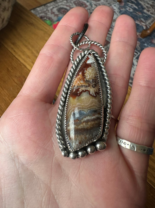 Sagenitic Lace Agate pendant